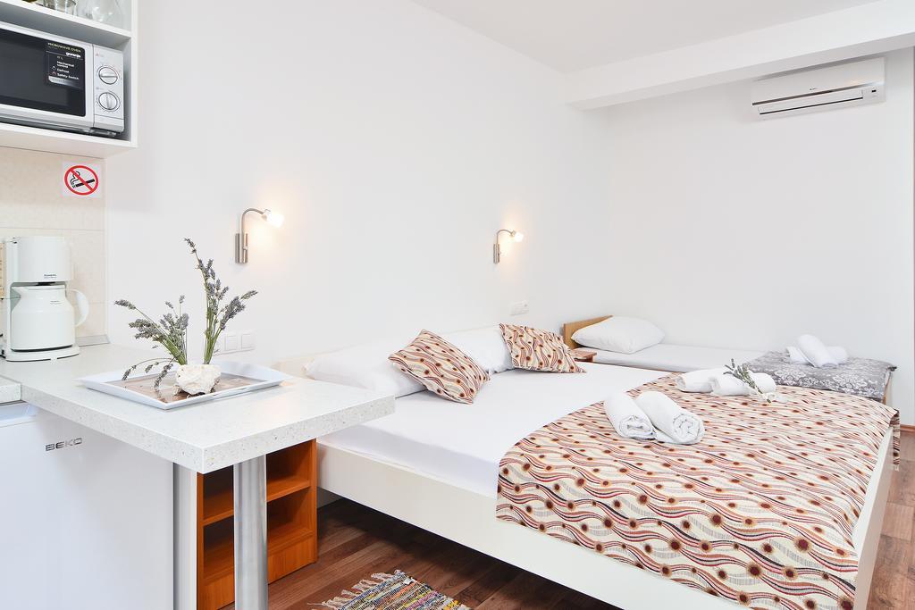 Apartments Juka Hvar Town Room photo