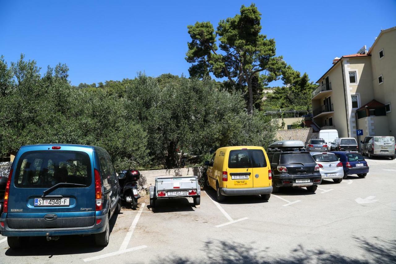 Apartments Juka Hvar Town Exterior photo
